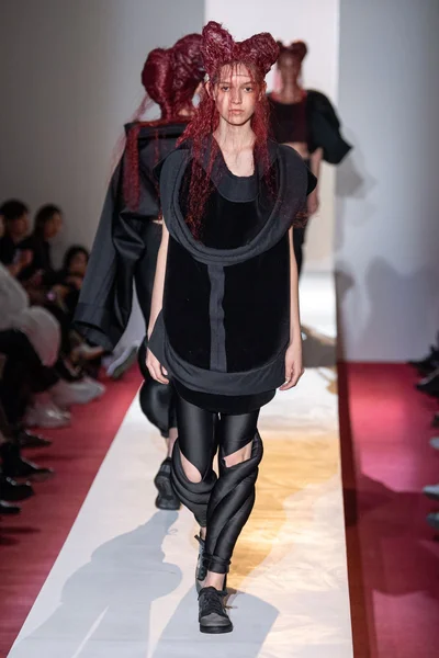 Look 23